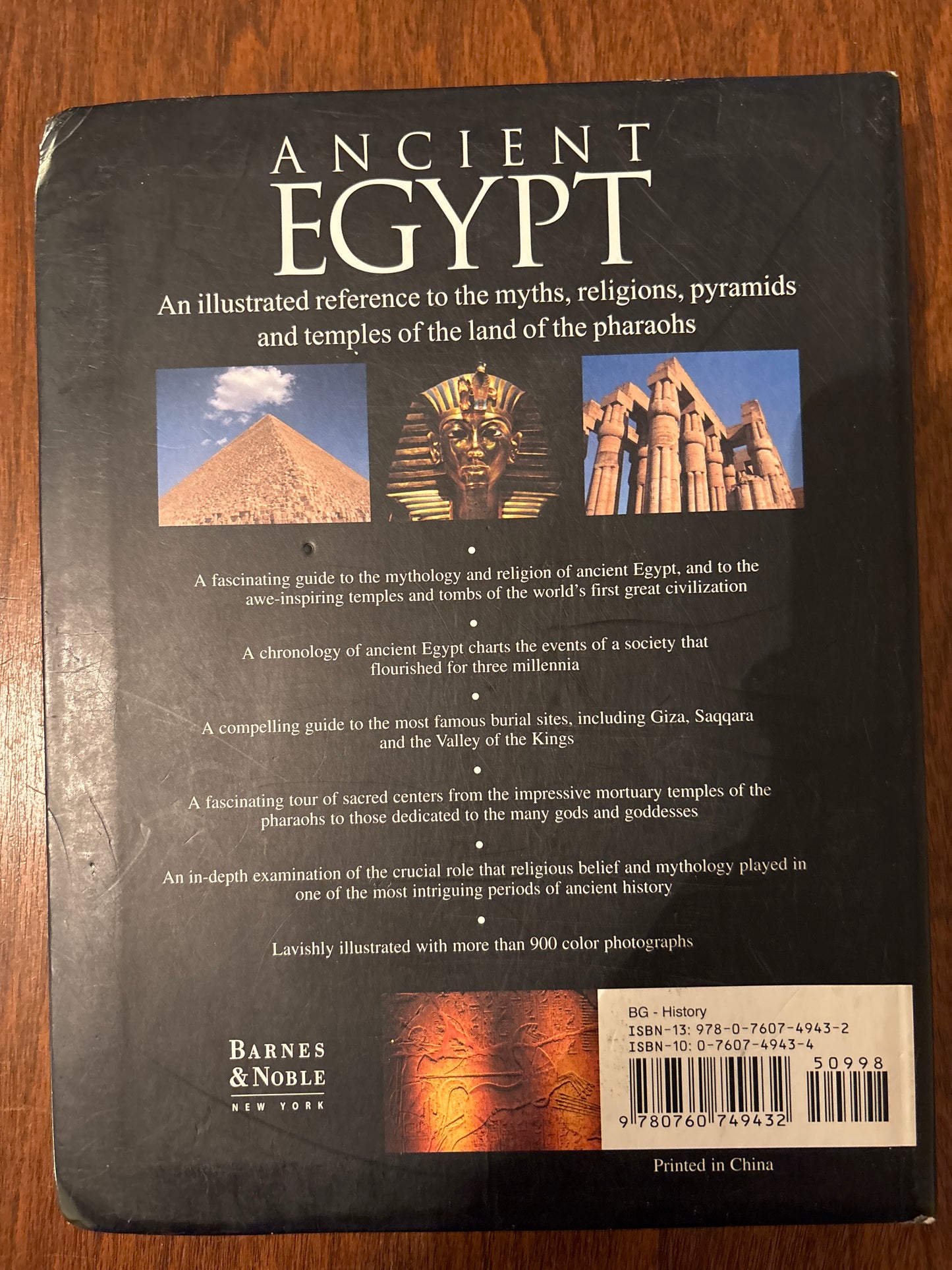 Ancient Egypt: An Illustrated Reference to the Myths, Religions, Pyramids and Temples of the Land of the Pharaohs by Lorna Oakes (Author)