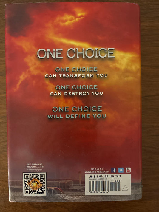 Allegiant (Divergent Series, 3) by Veronica Roth (Author)